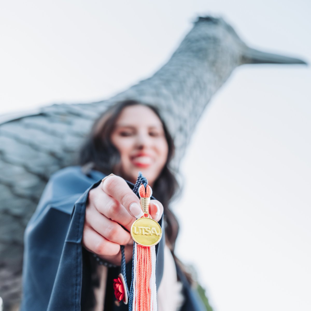 UTSA's tweet image. Rise and shine, grads! It's finally Commencement Day! 🎉 

📸 : Brianna Figueroa

#UTSA #UTSAGrad23