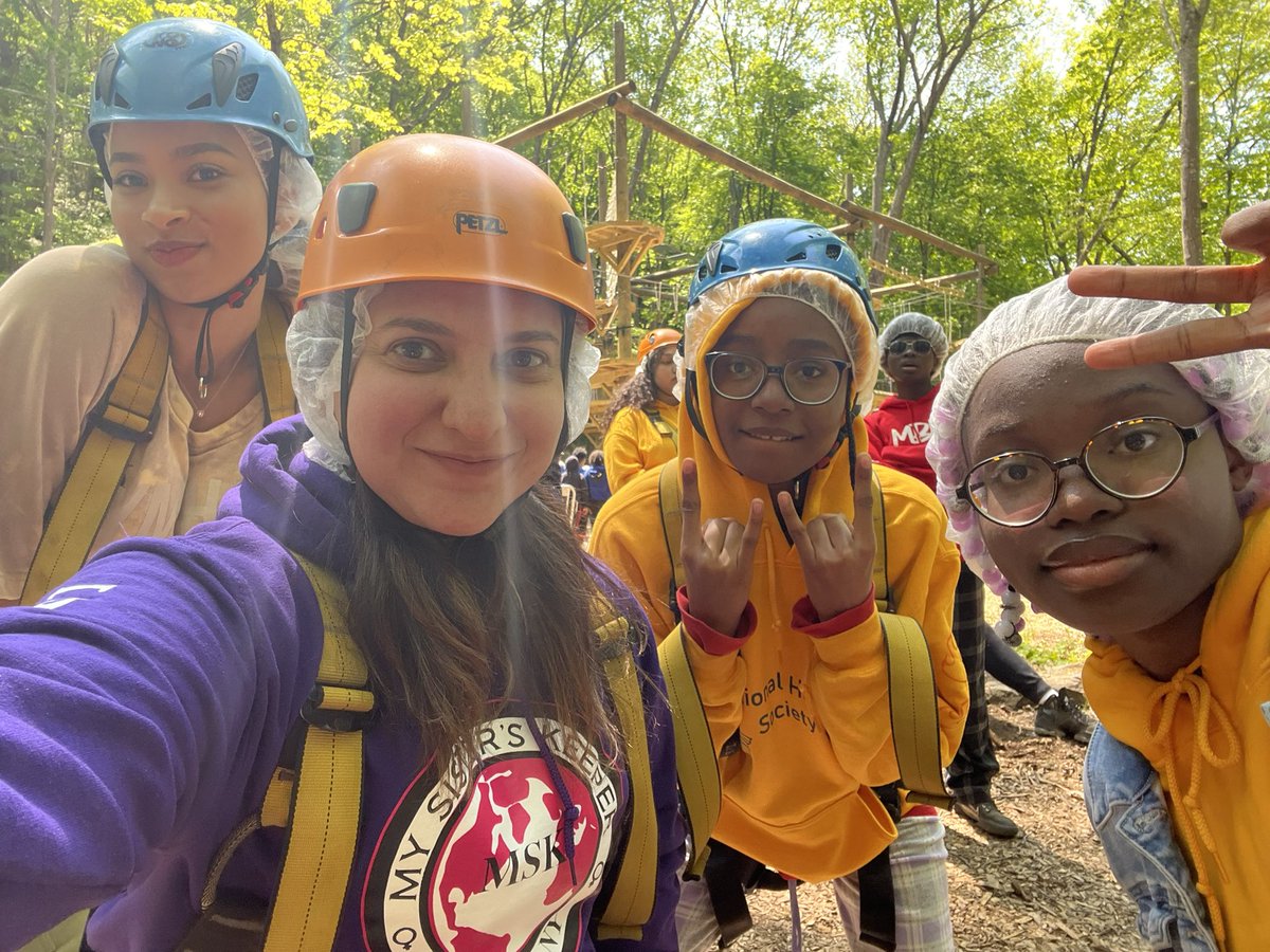 augustmartin_hs's tweet photo. “Leadership is lifting a person's vision to high sights, the raising of a person's performance to a higher standard, the building of a personality beyond its normal limitations.” - Peter F. Drucker
 Nurturing leadership, creating joy @ AMHS annual Scholar Leadership Retreat https://t.co/n5MtjkrrrL