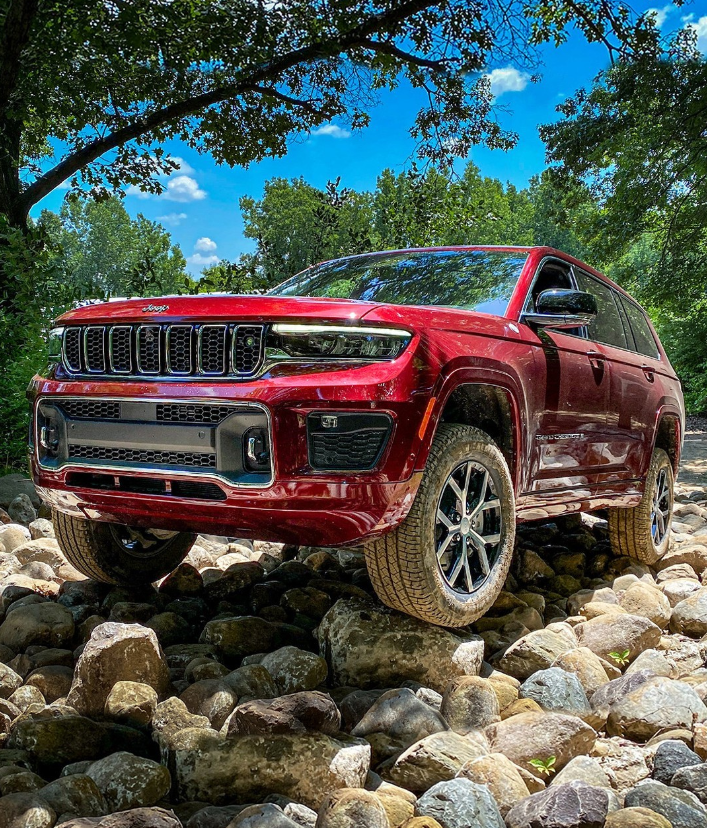 The 2023 Jeep Grand Cherokee is ready for your next great adventure!
#Jeep #ItsAJeepThing #JeepFamily #JeepLife #JeepLove #Authentic #Adventure #OlllllllO #JeepGrandCherokee