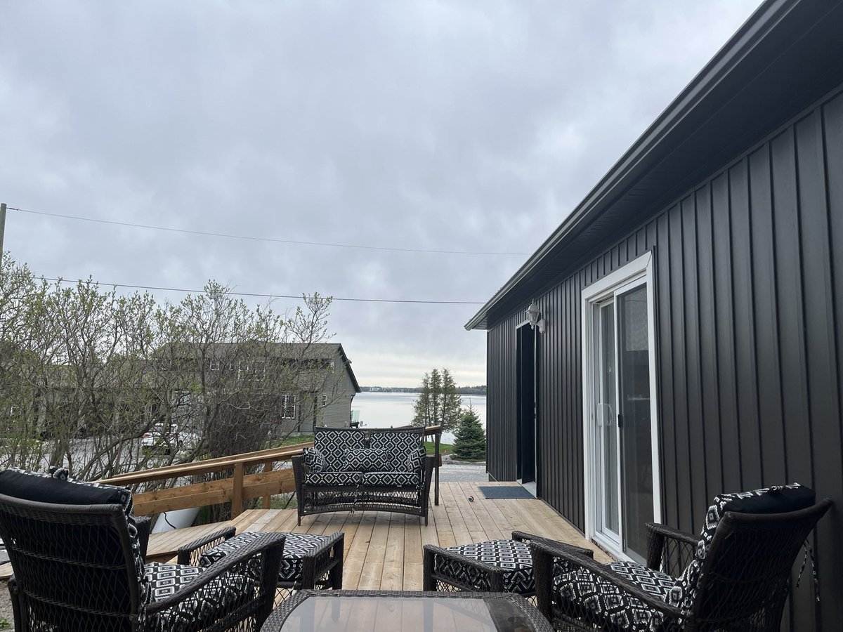 Candace Chartier tweet media