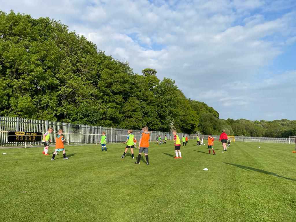 ⚽ 𝐔𝟗'𝐒 𝐎𝐏𝐄𝐍 𝐓𝐑𝐈𝐀𝐋𝐒 ⚽
We had another great turnout last night for the second of our under 9 trials, with once again some great feedback from parents that attended.

💙 Our Crest, Our Club, Our Community, Our Cae 💙

#MoreThanAClub #WeAreTheCae