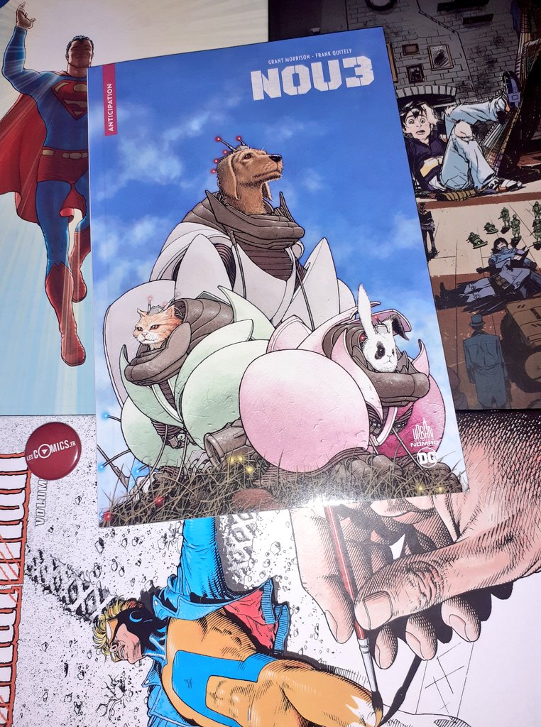 fisto_sr's tweet photo. 📚🐶🐱🐰😭
#WeekEndComics où je découvre enfin "We3"/"Nou3"de @grantmorrison & @frankquitely1 réédité dans la 3ème vague Nomad de @UrbanComics .
Traduction par @JeremyManesse.
Œuvre d'anticipation SF indé hautement recommandée!
#We3 #Nou3 #comics #comicbook https://t.co/XCvMbkygwn
