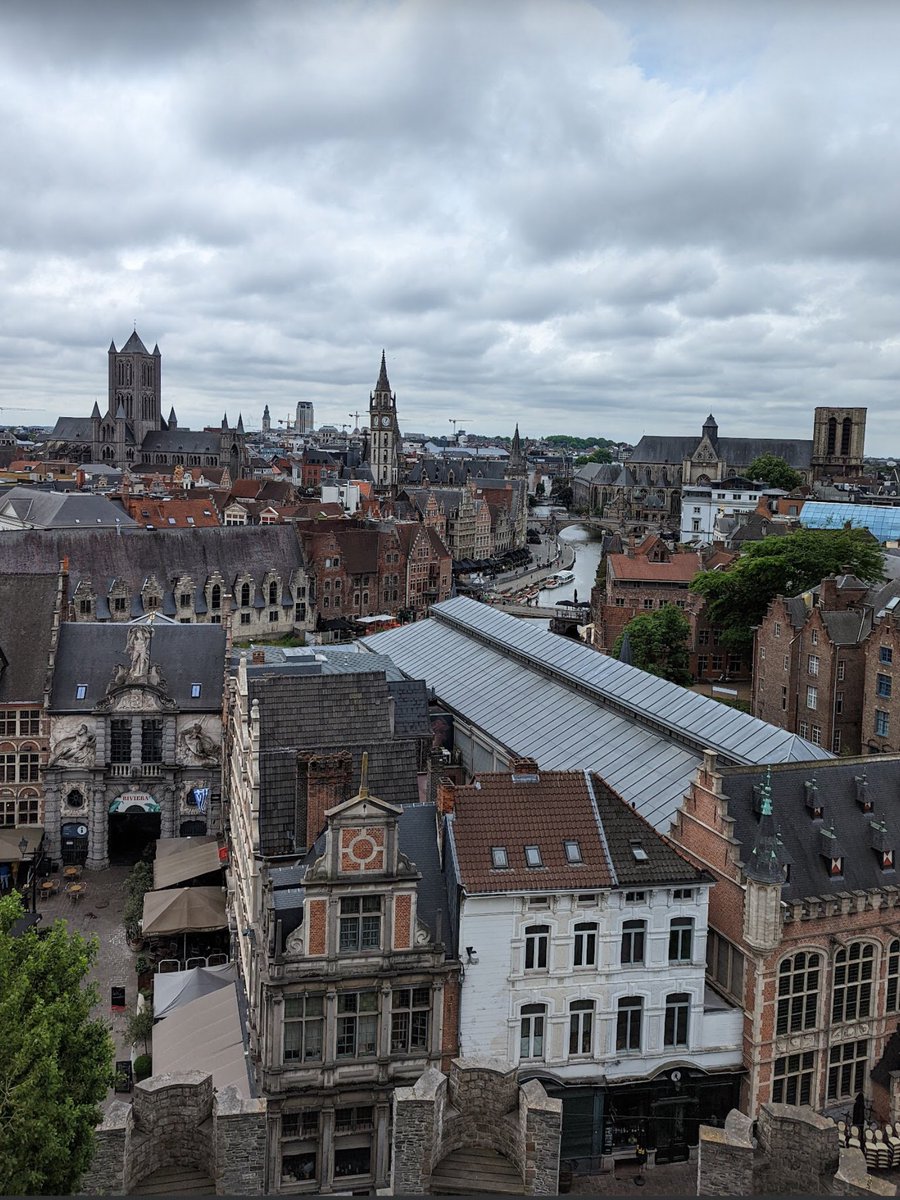 Ghent Belgium. Like Edinburgh, this city has a vibe all of its own. Wander happily. I wish you a wonderful day. @SalamRazian