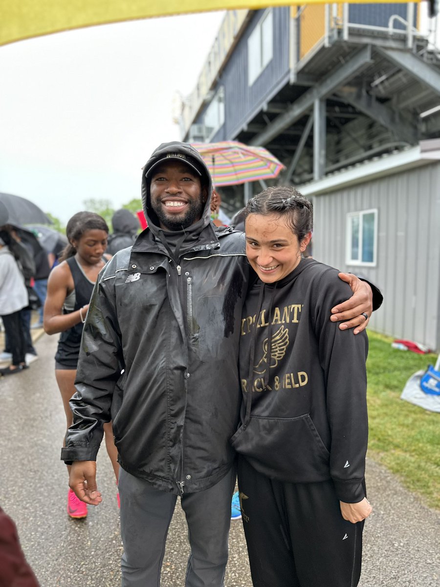 CoachBrandonJr's tweet photo. Proud would be a severe understatement. This young lady dropped a FOUR SECOND PR in the 400 at Regionals. She ran a GREAT race and finished strong. She is a true testament to putting in the hard work and staying dedicated. https://t.co/PgxYY5DU7k