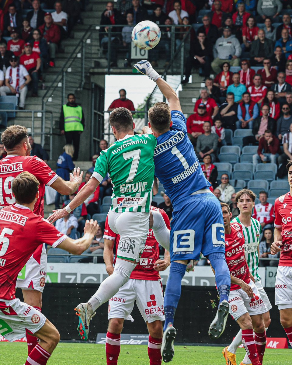 Pause ⏸️ 

Ein ambitionierter Auftritt unserer Burschen in der ersten Hälfte! 💪🏼

📸 @GEPApictures 
____________________
⏱️ HT' | ℹ️ GAK 0:0 Rapid II |
#skrapidII #SCR2023 #AdmiralLigaZwa