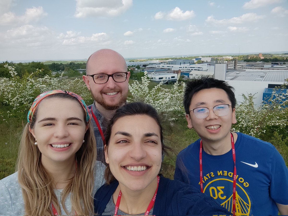 SofiaDeSou's tweet photo. We are on top of this beamtime @DiamondLightSou 😊
Enjoying the weather while in-situ experiments are running well @I22_DLS 😎
@brucegroupox @FaradayInst @CATMAT_FI @OxfordMaterials https://t.co/30GxQwIXl7