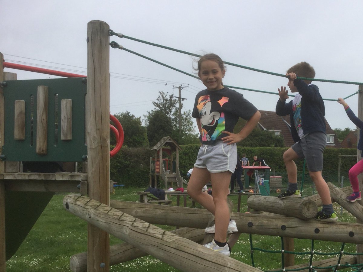 GEPSClass3's tweet photo. Well done to the children yesterday. We had lots of fun at the Teddy Bears' Picnic and enjoyed spending time with the younger children from GE and those from Rocklands. 
To quote one child, 'My favourite part was just seeing everyone smiling and having such a lovely time.' 🥪😃🥰 https://t.co/2j0iTGJwL3