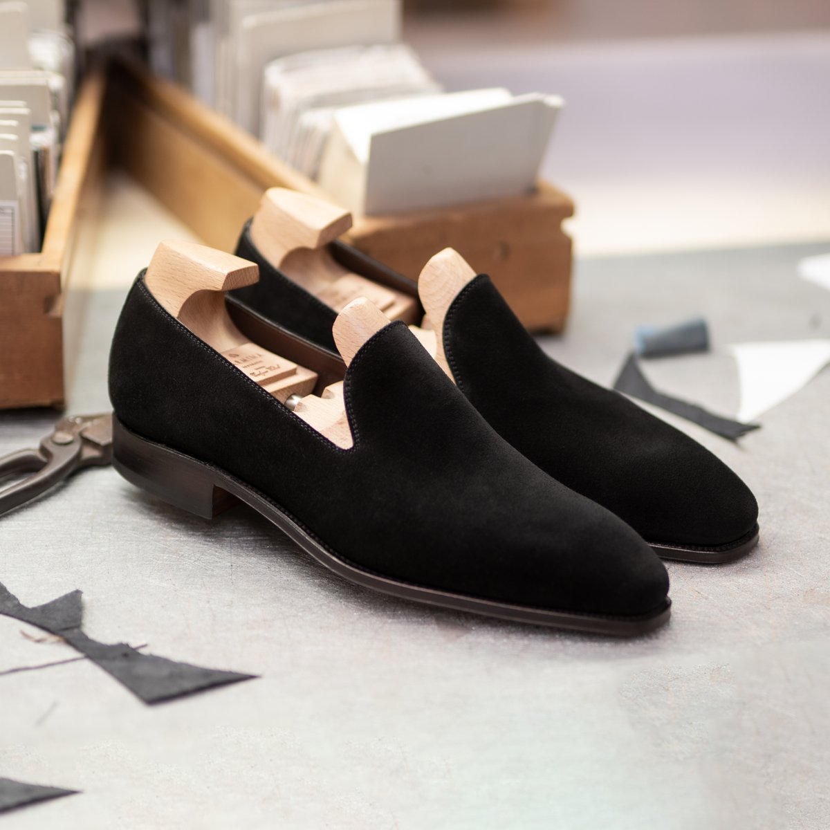 Suede Week | Black Slippers 80248 

All MTOs at Suede Week have:

- Selection of the suede colour options
- Shoe Trees Included
- Free Shipping

#carminashoemaker#suedeleather #suedeshoes