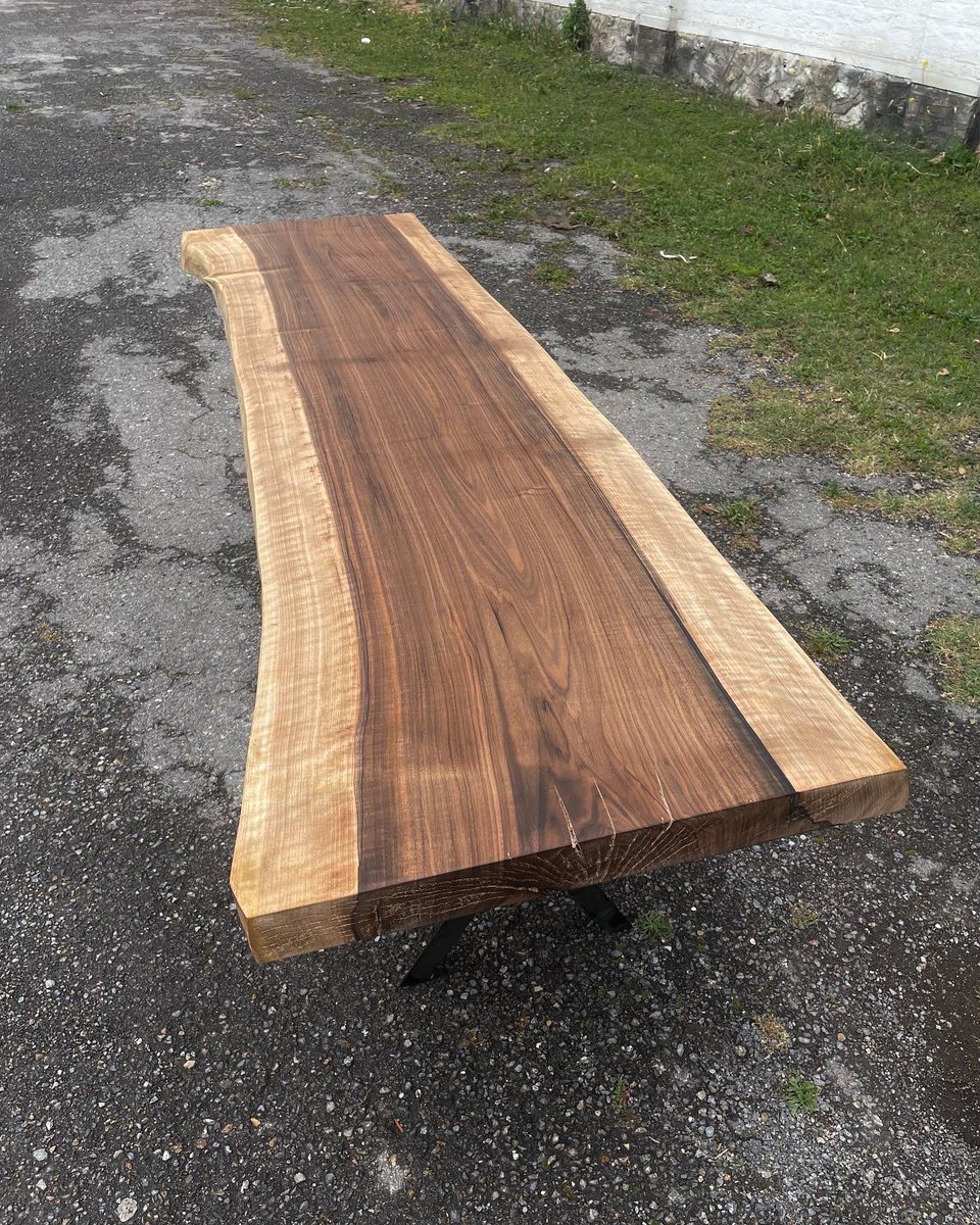 IndoTimber's tweet photo. Natural Kashmir Walnut and Elm exotic wood natural edge table tops, now available. 
For price and customised sizes please inbox us.

Note; customised sizes will take some time. https://t.co/k7SVEvDHyA