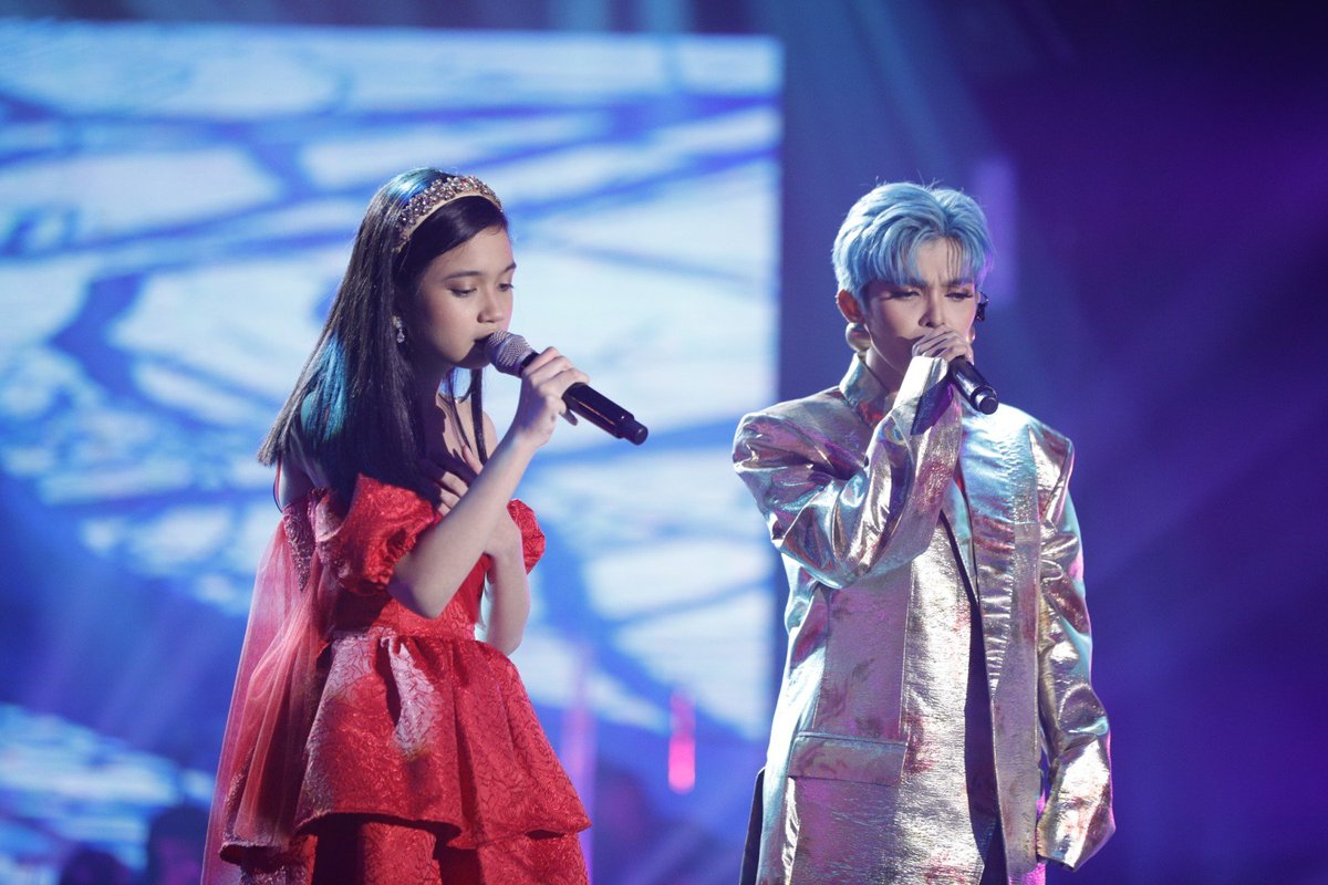 cornerstone_ofc's tweet photo. ✌️ [#TeamSupreme] Coach KZ and Young Artist XAI MARTINEZ perform "Kabilang Buhay" #TVKPH5TheFinalShowdown!  ❤️🤍

🗳️ To VOTE, go to https://t.co/mJJkyqrMLH to register!

VOTING OPENS DURING THE SHOW 

1 VOTE PER ACCOUNT PER NIGHT ONLY https://t.co/AyK4NB49am