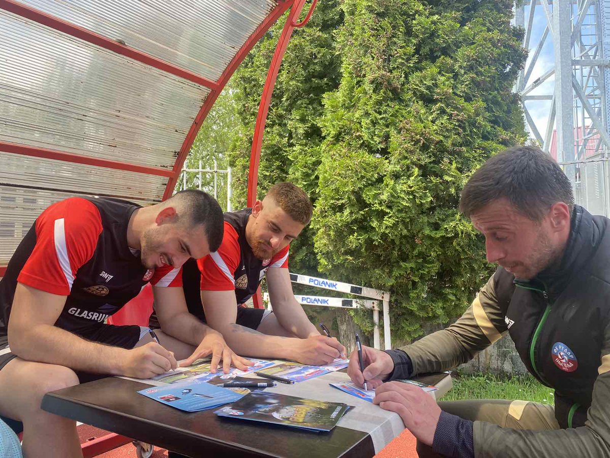 spfcg1's tweet photo. Igrači FK Rudar iz Pljevalja pridružili su se akciji glasanja za NajTim i Najboljeg igrača Meridianbet I CFL sezona 2022/2023
Više slika na linku ispod:
https://t.co/DPfC53911M https://t.co/YWJH43ojdi
