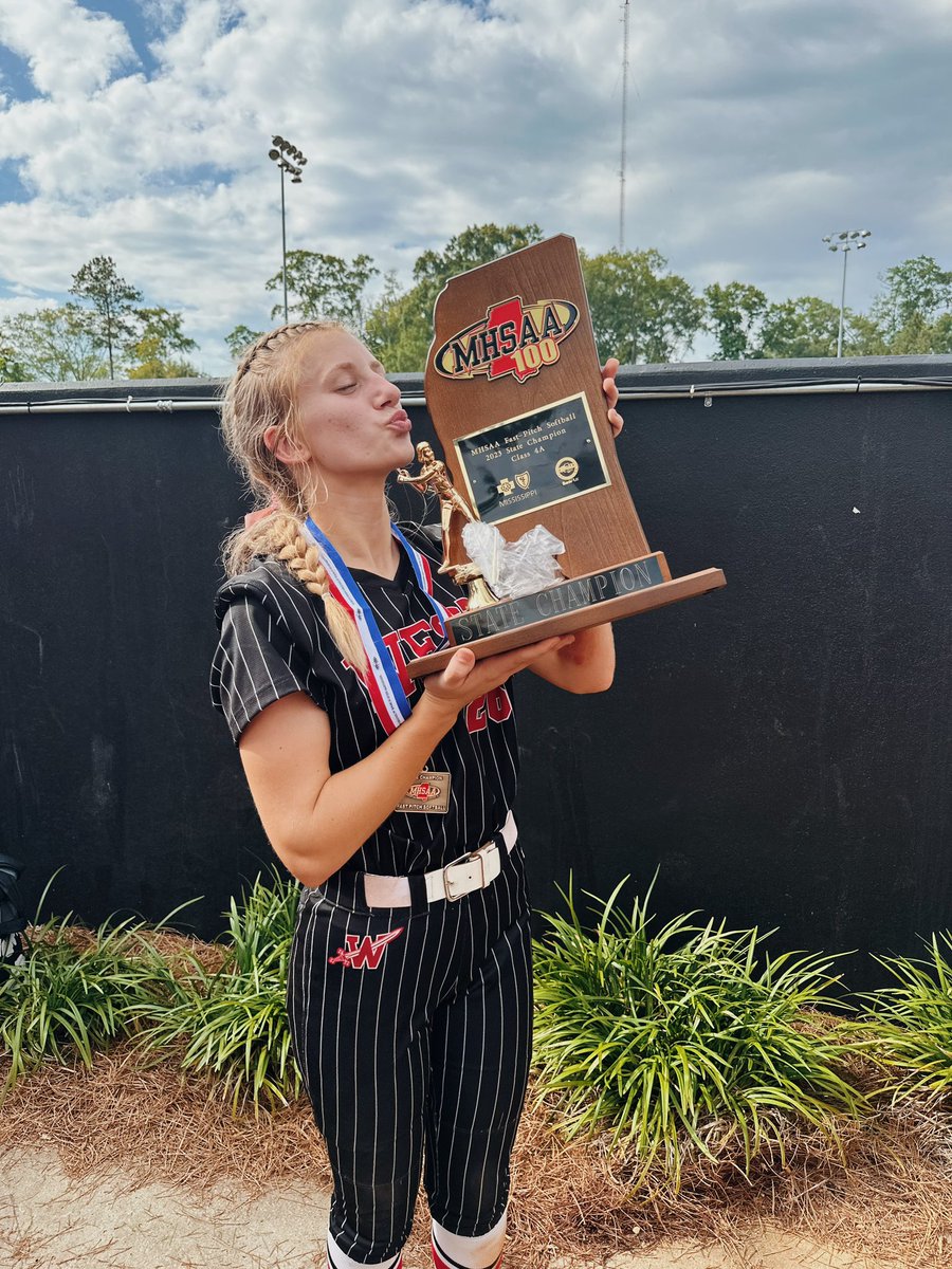 MottCarsyn's tweet photo. STATE CHAMPIONS!!! so proud of my teammates and grateful for this opportunity!! #GATA #hadto #PMA 
@WLsoftball1 https://t.co/u5ITKobVCU