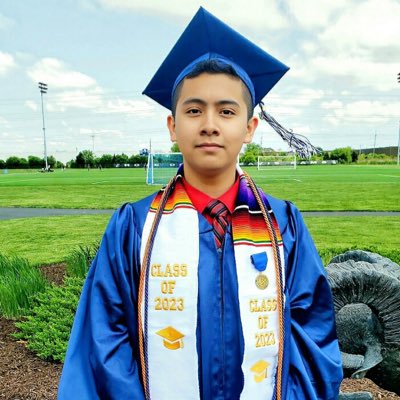 RamirezOfBerwyn's tweet photo. Grad Time https://t.co/z7eJ2Dx9Yh