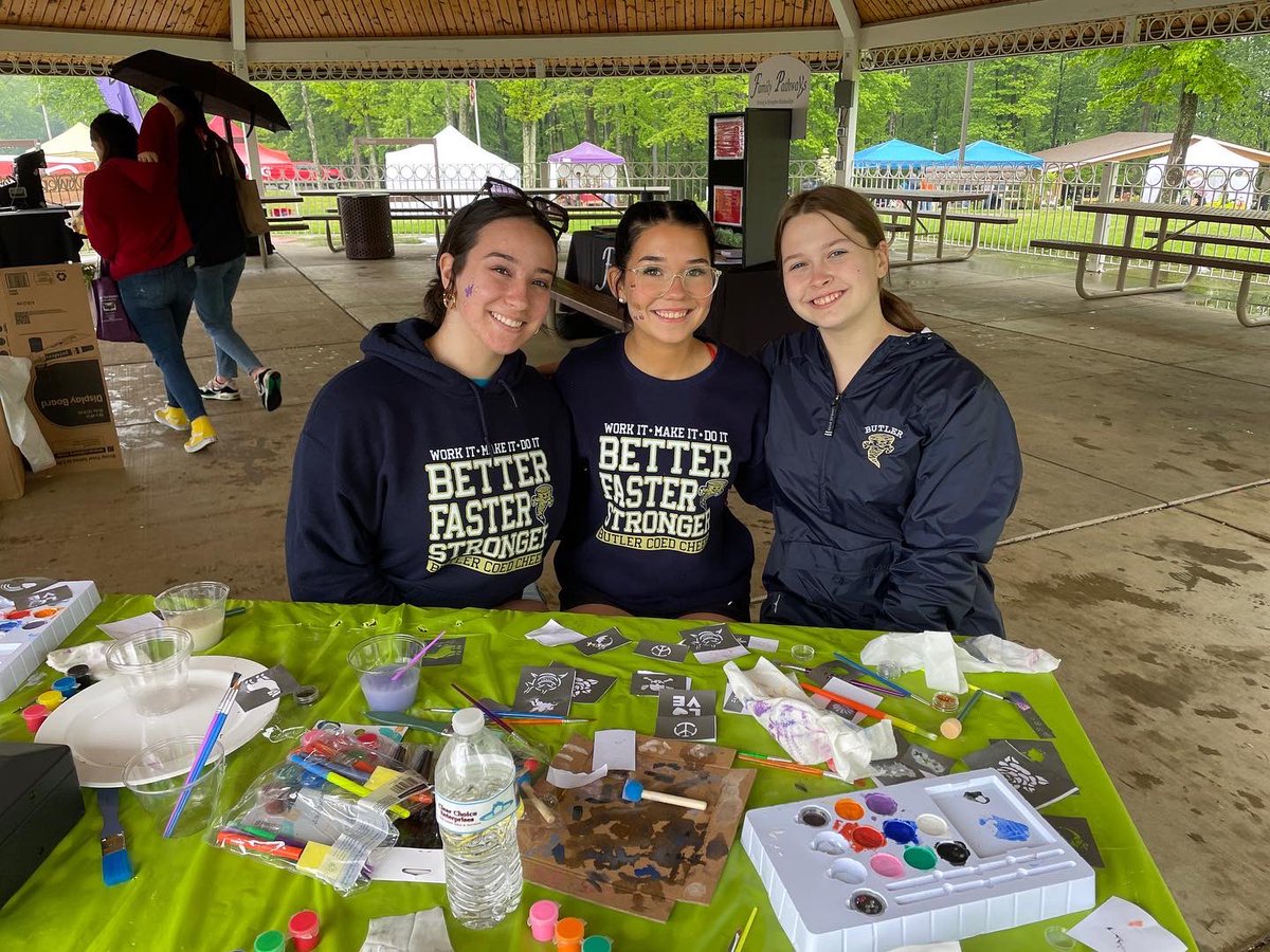 Butler Cheer tweet media