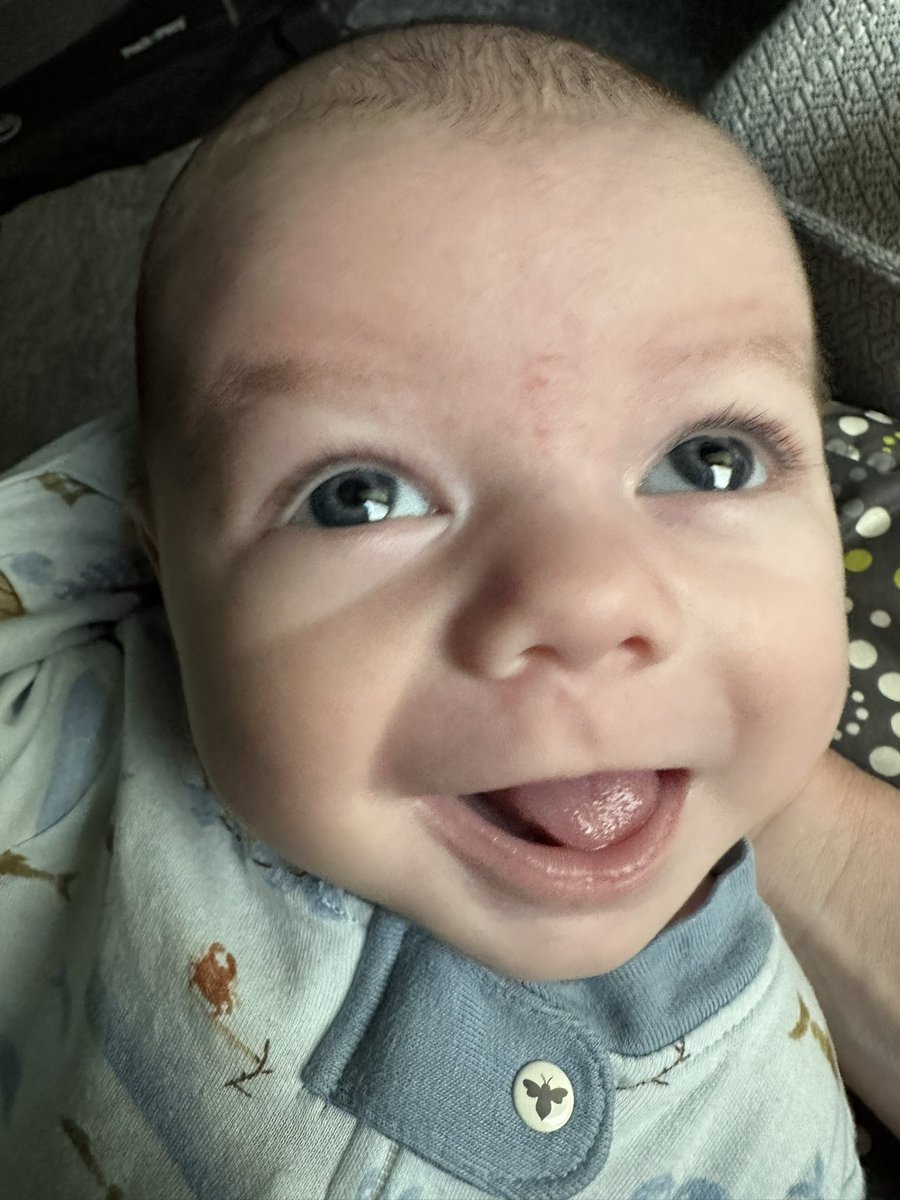 HolliHallRUAT's tweet photo. Whose a happy baby?! 👇🏻😍 JJ is already almost 2 months old! @AprilHall_NCSA https://t.co/RMalpyM9yv