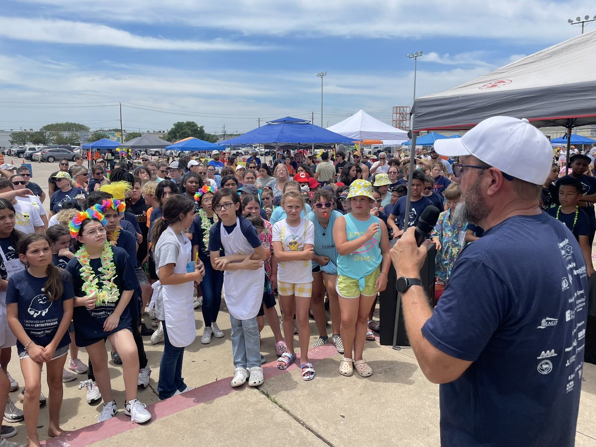 lpisd's tweet image. Our 2nd Annual Lemonade Day was a resounding success! Thank you to the many volunteers, parents, teachers and sponsors for making this possible for our students. #ChooseLP
