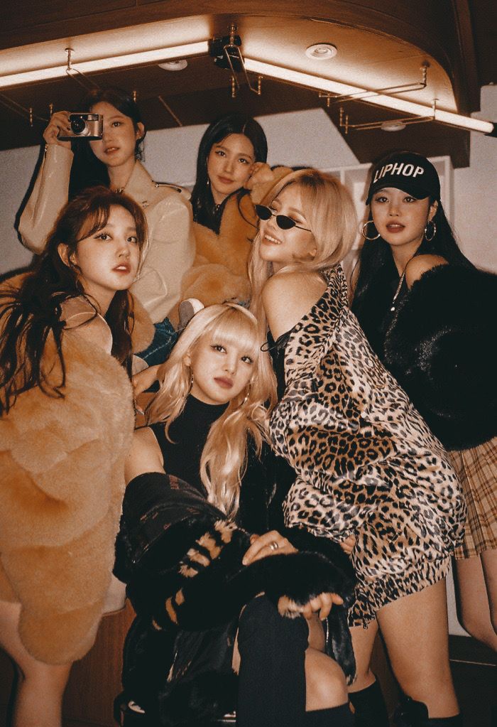 soyeidle's tweet photo. J.S.🖤

мои красотки теперь на месте
ожидайте наш дебют в скором времени🦋 https://t.co/xBlxe1NeOX
