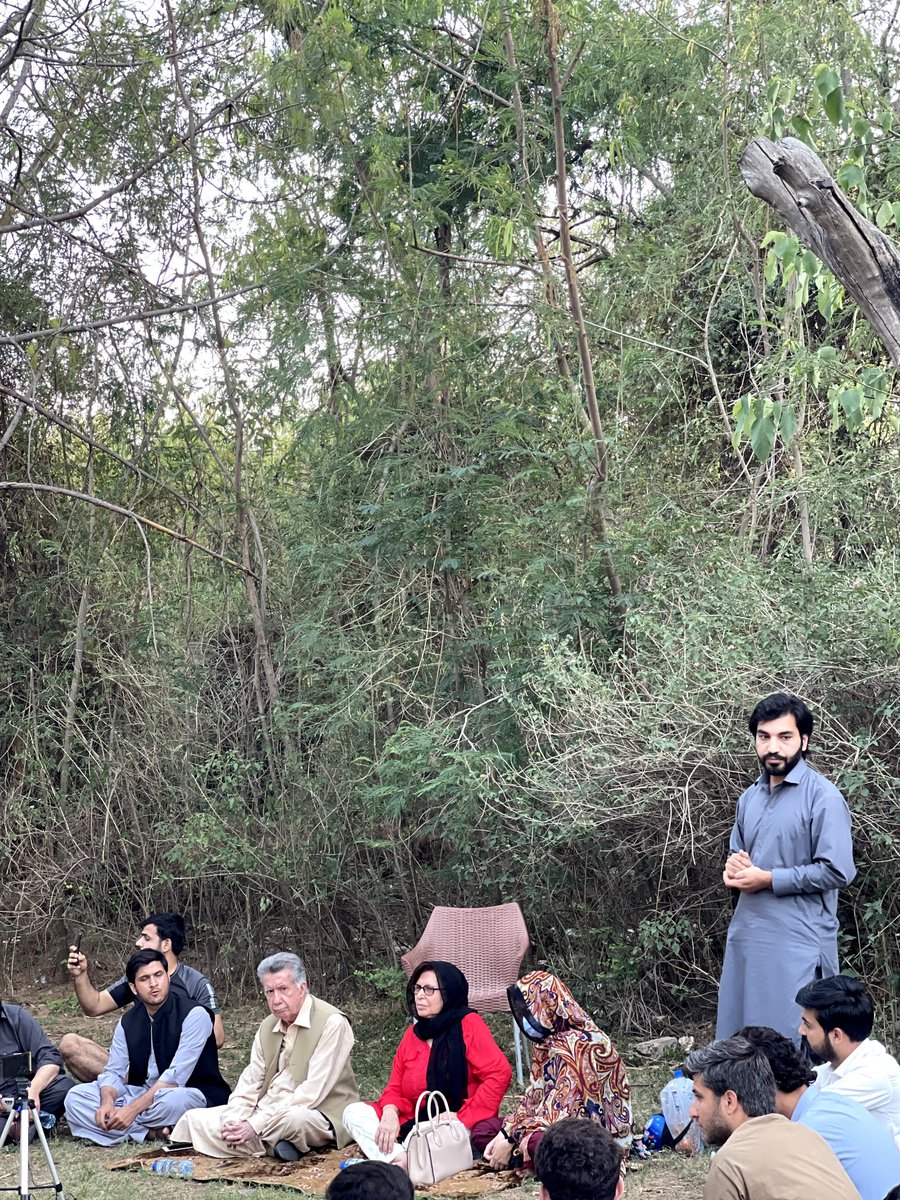 ImranNasarr's tweet photo. On the 6th death anniversary of #RaheemMandokhail Sir #AfrasiabKhattak is highlighting his progressive nationalist Pashtun politics and his role in #18thAmmendment . PSO IIUI is thanking @a_siab
#RemembringRaheemMandokhel https://t.co/ogE6c5FVuv