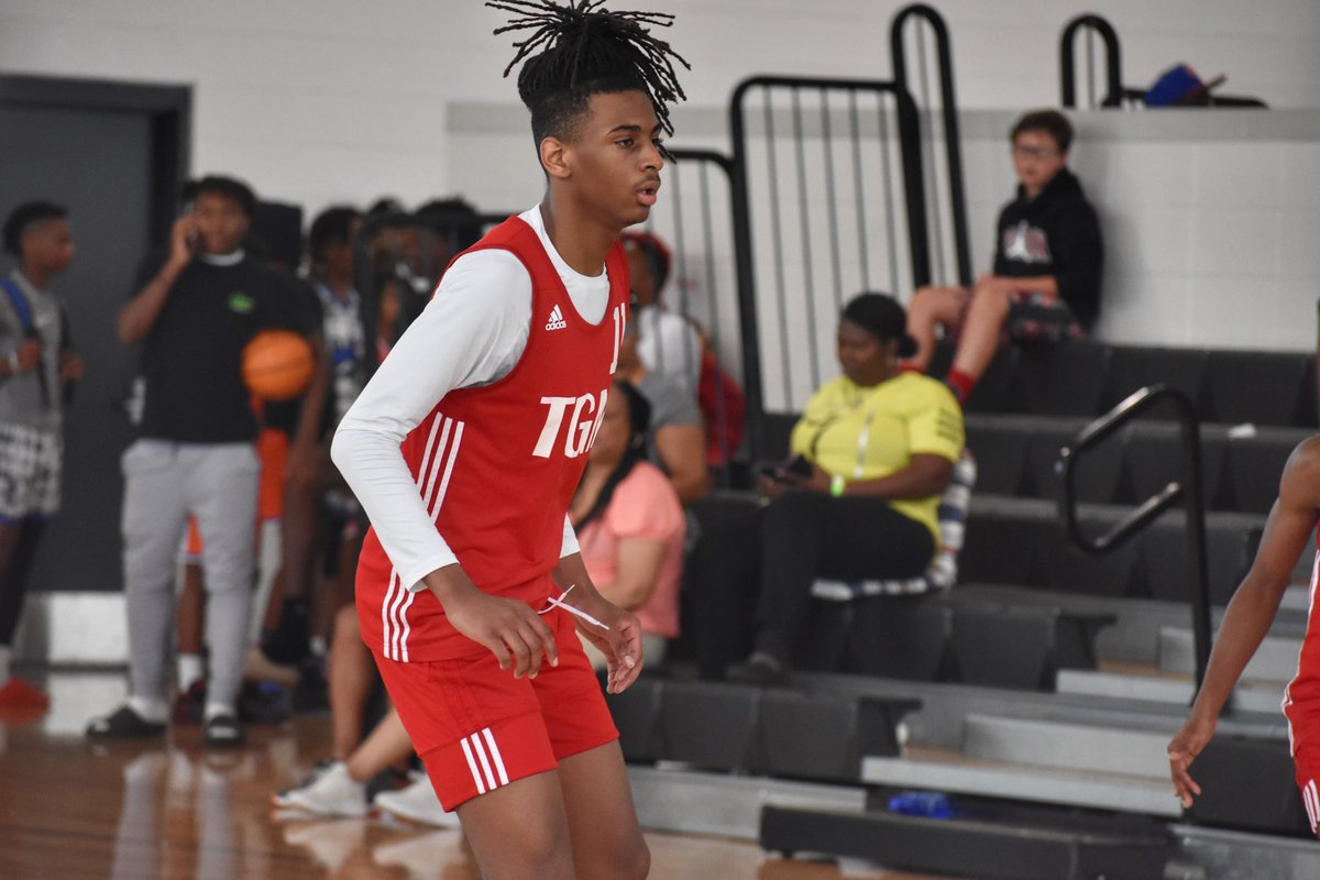 Team Ga Magic 2025 wing/forward Zakariyya Dwight showed a ton of versatility and athleticism in a win over Columbus Wolves. He’s got great physical tools and the ability to play positionless basketball &amp; contribute in a number of ways.