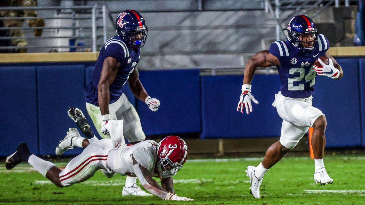 blessed and thankful for receiving my first D1 offer from Ole Miss❤️💙 @DanBrady8
