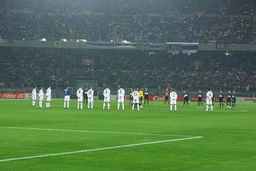 Tavarelli1's tweet photo. Tu rival no es tu enemigo, es un maestro vestido con otra equipación q compite contigo desafiandote a aprender lo que necesitas y a crecer juntos hasta alcanzar vuestra mejor versión. Merece tu respeto y agradecimiento 
Feliz cumpleños @IkerCasillas 🎈🎉🎊🎁 https://t.co/lcm0A3mgeF