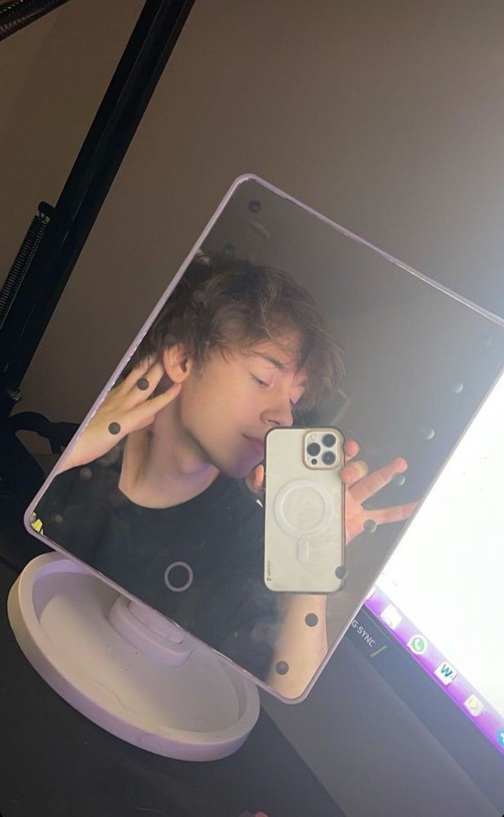 Yota 🂱 🂾 🂫 🂬 tweet media