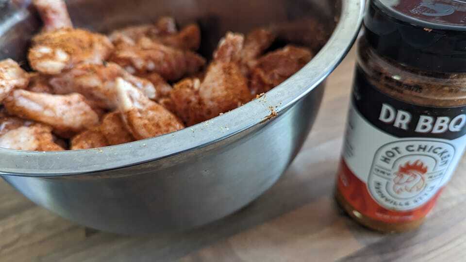 Ray Lampe wings with the new Memphis style rub. Excited to use this rub 🔥