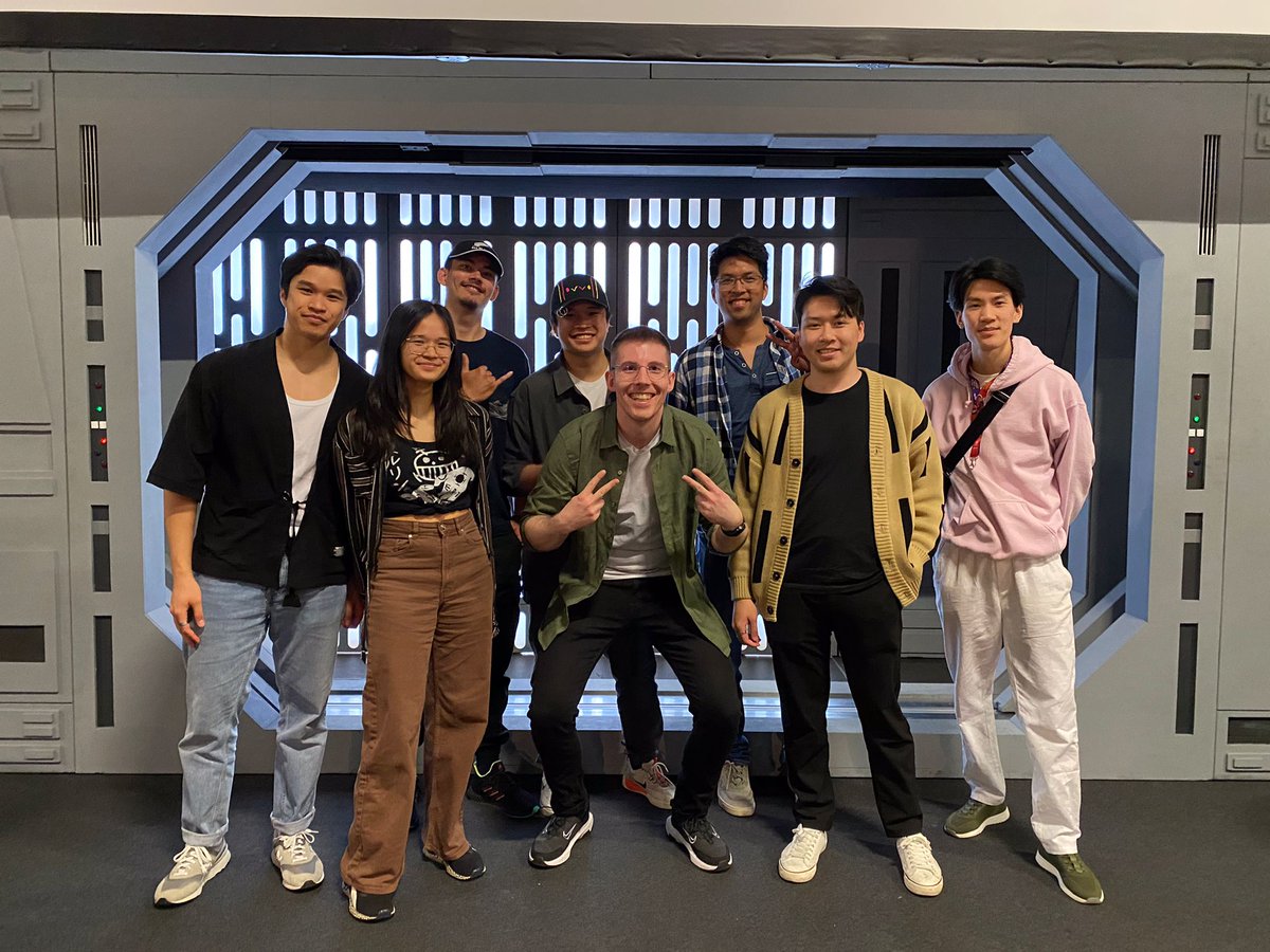 Great day at Fantasy Basel with the Squad. Do you like our cosplay "Snowwhite &amp; the 7 Asians"?