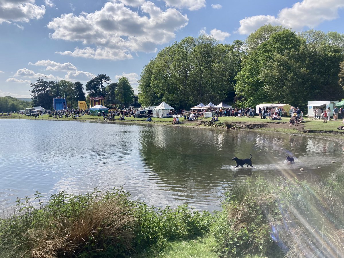 GregMulholland1's tweet photo. The wonderful annual @OtleyShow is the oldest one day agricultural show in the country. It must also have one of the most beautiful show grounds. Glorious. 

#Otley #OtleyShow https://t.co/mWZcpFIsDO