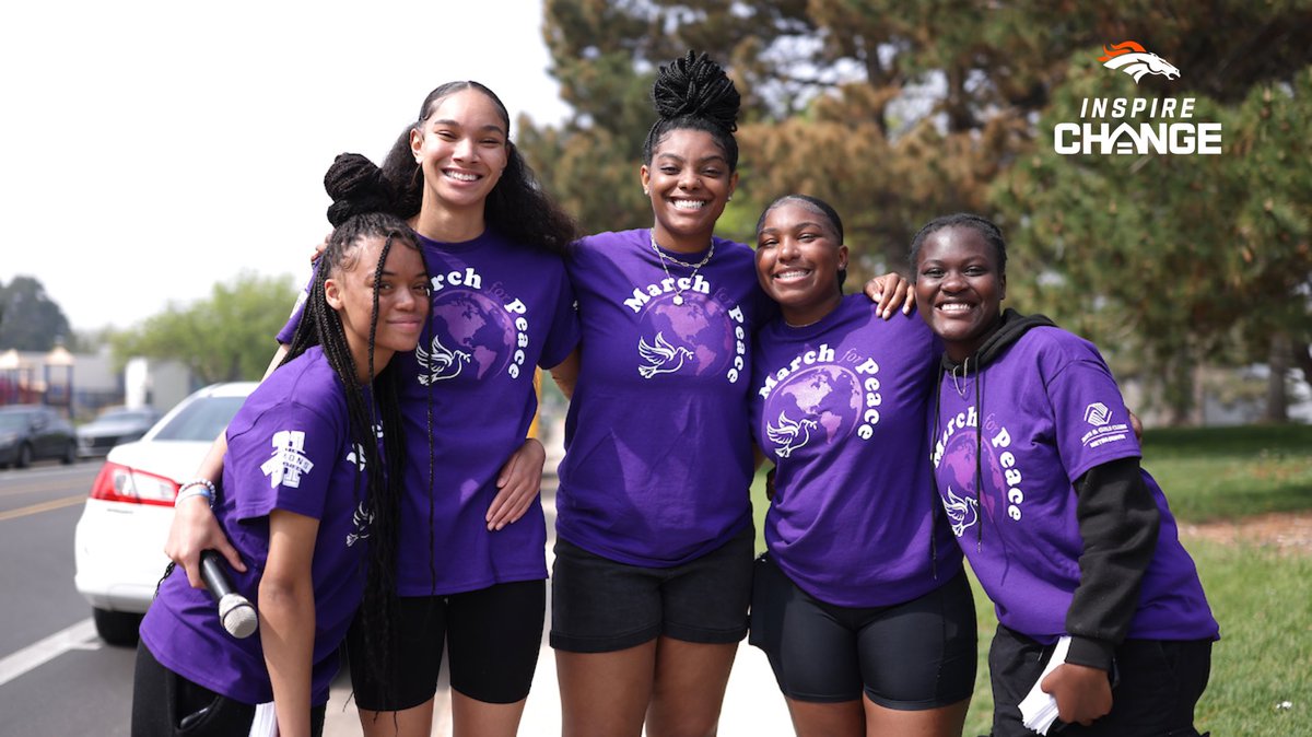 Shoutout to the inaugural recipients of the @Broncos NFL #InspireChange Changemaker Award, Nashara and Naja’Ray, for bringing their community together for such an impactful day 🤝