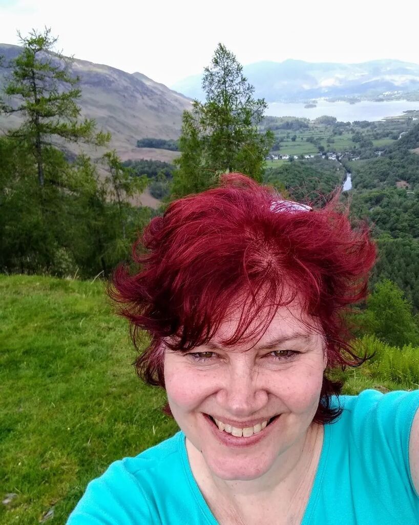 First hill walking for a long few months, easing back in gently with Bessyboot and Castle Crag in the very pretty Borrowdale Valley. Added bonus was lovely tea room in Rosthwaite for an ice cream at the end! 🍦😋

#walking #hills #hillwalking #wainwrig… instagr.am/p/CseXOF5KROz/