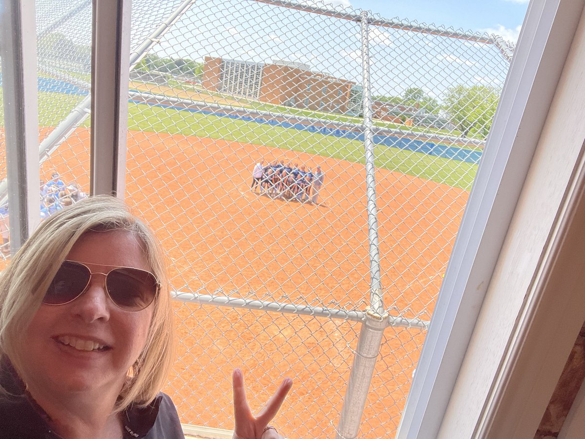 That’s a wrap on three years of announcing home games for <a href="/PHSKnightsSball/">Prospect HS Softball</a> it was a privilege to cheer for these wonderful girls from the best seat in the house!  🥎❤️