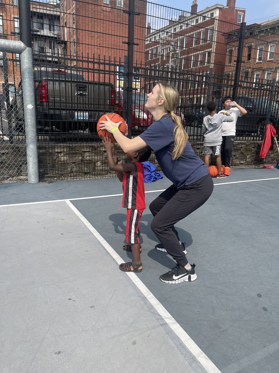 coachbrannen's tweet photo. Had an amazing day with @CYCYouth at their weekly Saturday Hoops Session. Love this City! https://t.co/ptKmsPGmu4