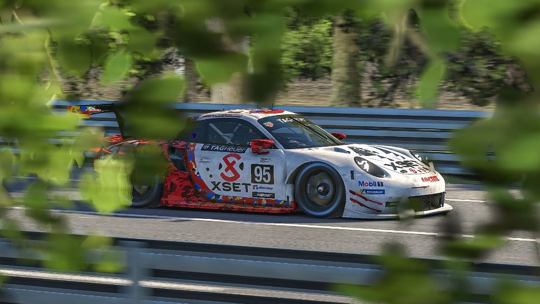 PorscheRaces's tweet photo. #PESC - @quirkitized in the No. 1 #911RSR wins the All-Stars sprint of the #Porsche @TAGHeuer Esports Supercup in #LeMans. @CaseyKirwan23 (#95) took victory in the main race ahead of @DanSuzukiTV (#35). P3 for #Quirkitized 

Tune in ➡️ https://t.co/AopoNv7vvz https://t.co/86cPFZAf4g