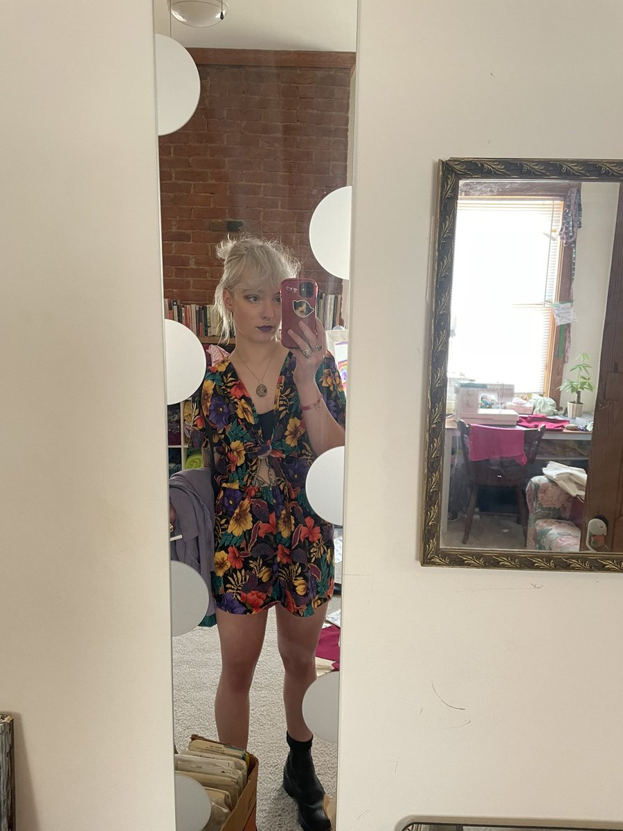 sweatyyyyyy's tweet photo. https://t.co/wjgWbhkz2B