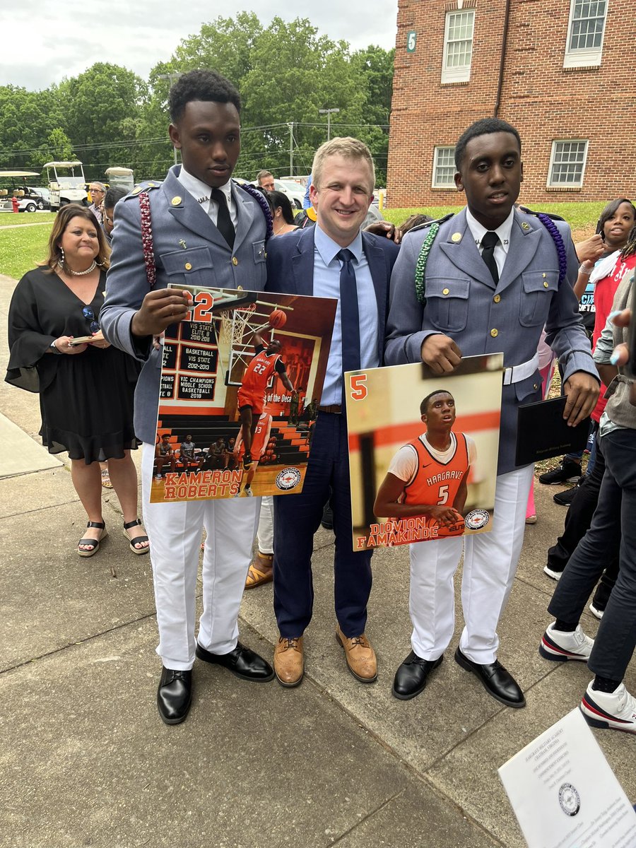 LearninLit's tweet photo. Yesterday we got to watch with pride as two of our kiddos completed their journeys at HMA! So proud of these guys, and cannot wait to see what they do next year!! 🤩💚🏀 @HargravePGBB @DiovionMiddlet3 @BagManKam11 #hargravefamily🏀 https://t.co/1379me1KhL