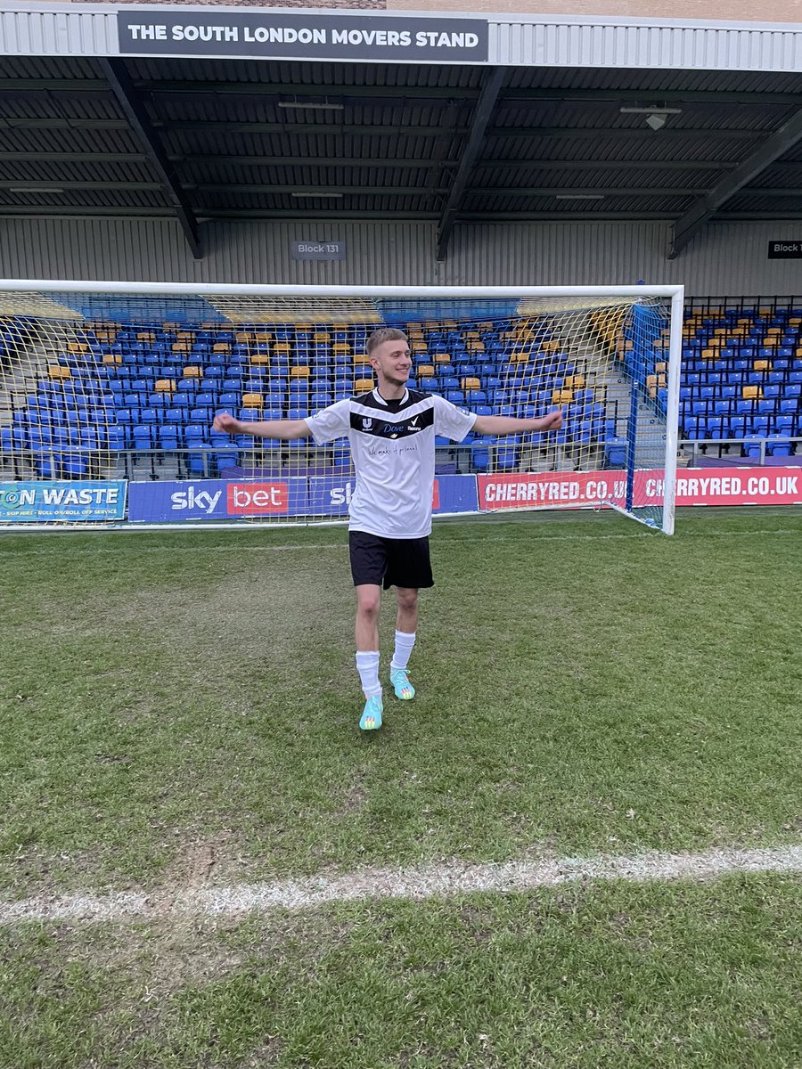 scob6's tweet photo. @dannymacca81 @AFCWimbledon We attended one of the events - and it was fabulous. As a Dons fan my lad was in heaven!! https://t.co/HI0bOQ9DUC