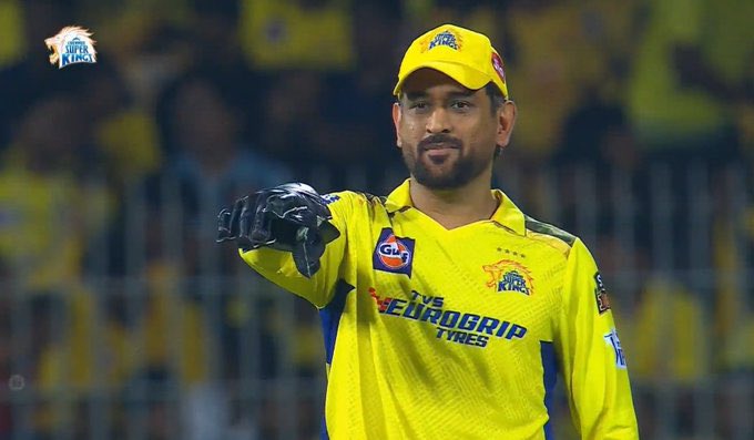 itzyash07's tweet photo. MS Dhoni said "Definitely, I will be working hard to come back strong for next year's IPL" after IPL 2022 for fans in Chepauk. 

In IPL 2023 - CSK going to play Playoffs in Chepauk. https://t.co/ccR3q8WQ2y