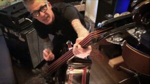 Robert Russell: Upright Bass ... 
> justthetone.com/robert-russell…
 
#AmericanLoopers #BassGear #BassPedals #Bassist #BlastCult #BobbyCoddington #CompressorPedal #CustomPedalboard #DoubleBass #DualChannelMixer #GallienKrueger #Gk #GuitarPedals #InnovationRockabillyREDS #KKSound