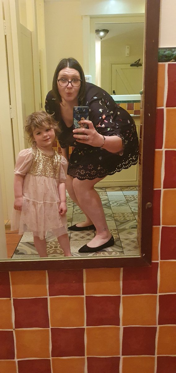 Emma_lynn_88's tweet photo. Obviously had to get a bathroom selfie with my beautiful Eva too ❤️😍❤️ #proudAuntie #niece https://t.co/2DdsU0fswL