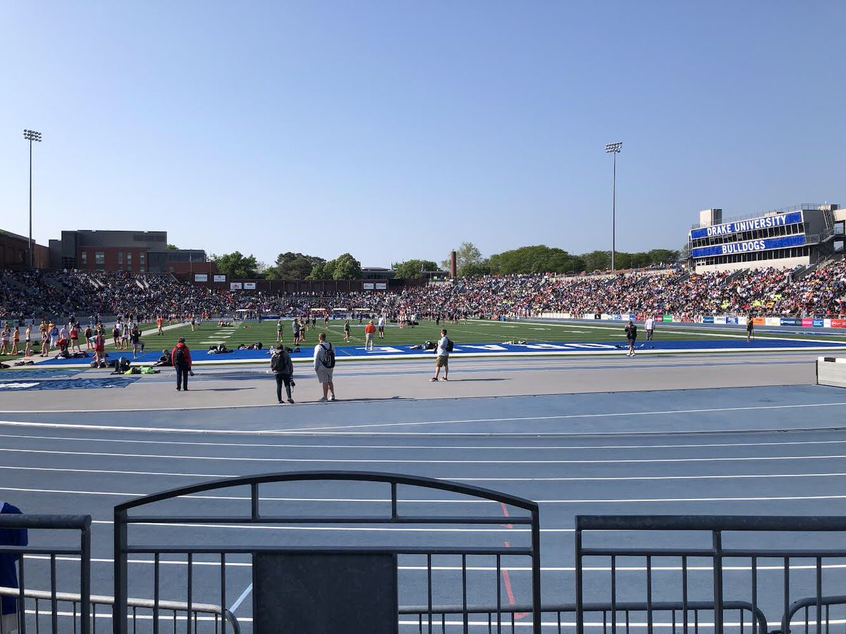 mahonsports's tweet photo. Hey @MikeJaytrackxc @IGHSAU @IHSAA it’s 9am Saturday waiting for 1st event on final day of #iahstrk & #DrakeStadium is nearly packed. Think we will set all-time 3-day attendance record.
—Thursday record attendance: 15,807
—Friday record attendance: 16,045
How about Iowa T&F? https://t.co/Sun9U3Ckn7