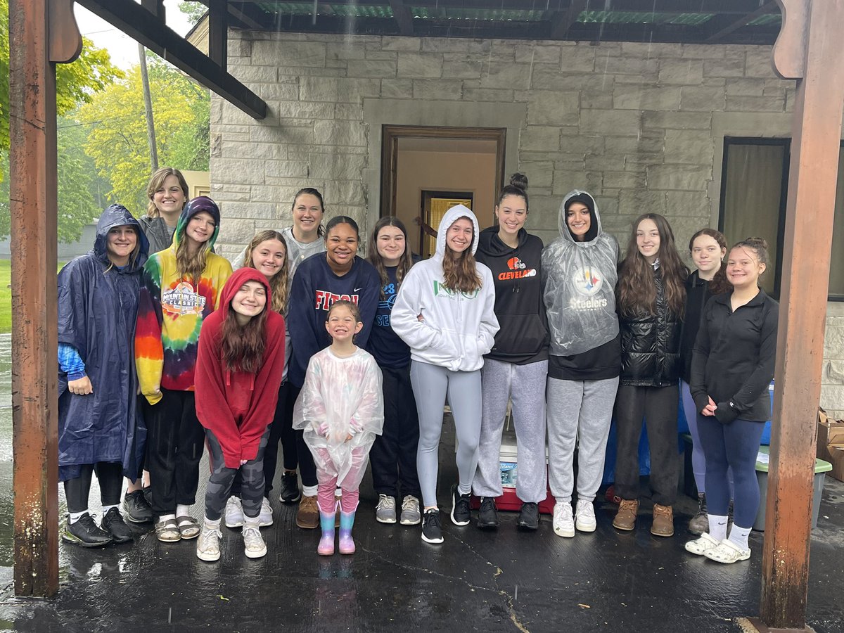 Very proud of this group who helped put flags around Oak Hill Cemetery this morning! #FalconPride