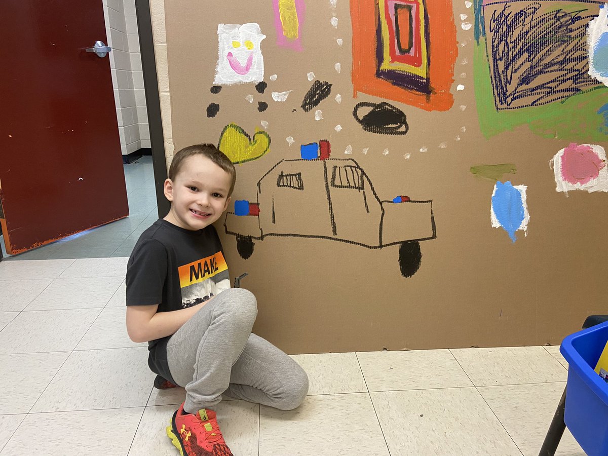 “Ms. Jackson, see my police car? Take a picture to show your husband!” 🥰 @stpetersprim_mp #ourdailyvisitor