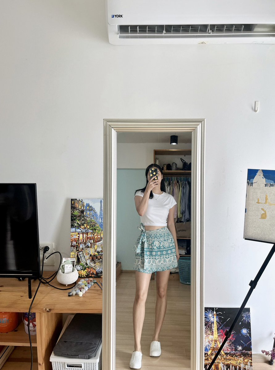 Oldandneww's tweet photo. Outfit of the week #OOTD #ootdStyle #outfitoftheday  #outfit #เสื้อผ้ามือสองสภาพดี #เสื้อผ้าแฟชั่น #ส่งต่อเสื้อผ้า #nomin https://t.co/Xcev9h7NFQ