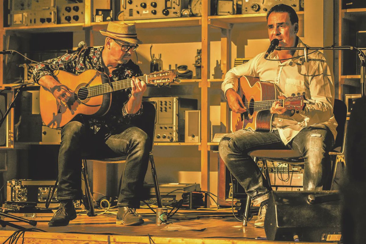 Alltagspoeten zwischen #Blues und #Folk – am #Sonntag gastieren Friedrich &amp; Wiesenhütter bei uns. Kommt und genießt einen entspannten Wochenendausklang!
buff.ly/3MCuKpn 
#Dresden #Konzert