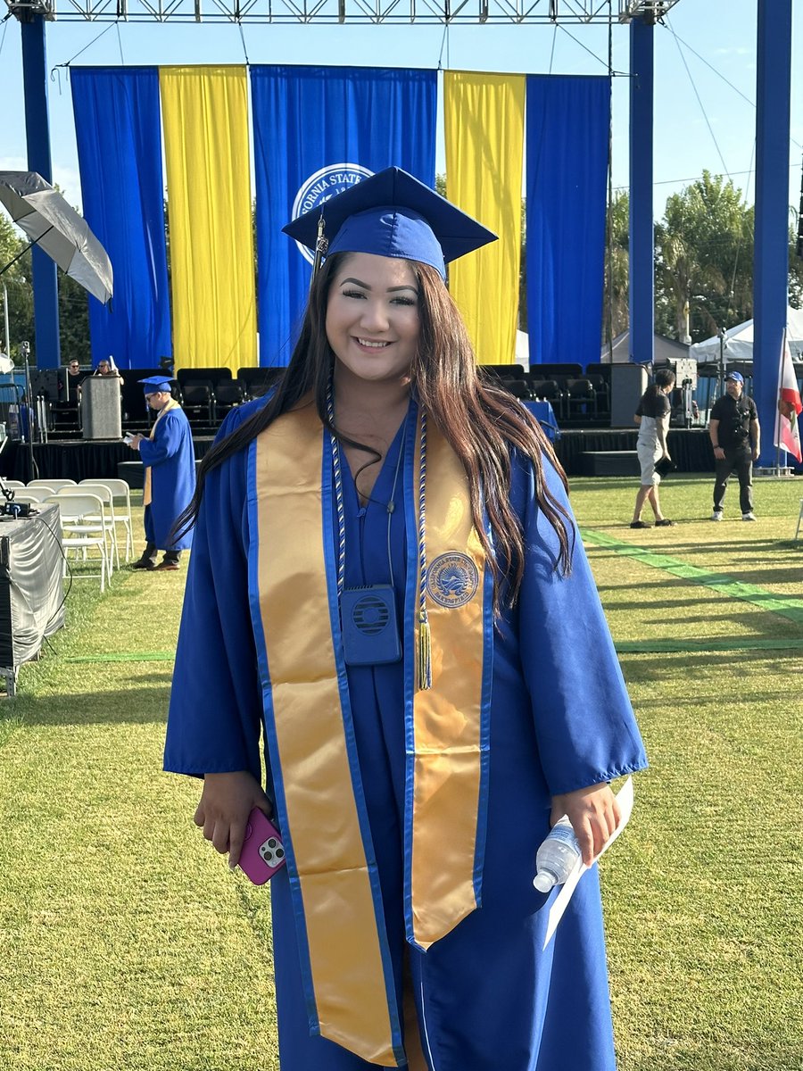 Congratulations to my niece!!! Today, she graduates from Cal State Bakersfield! So proud of her 💛💙💛💙 #CSUB2023 🎓🎓