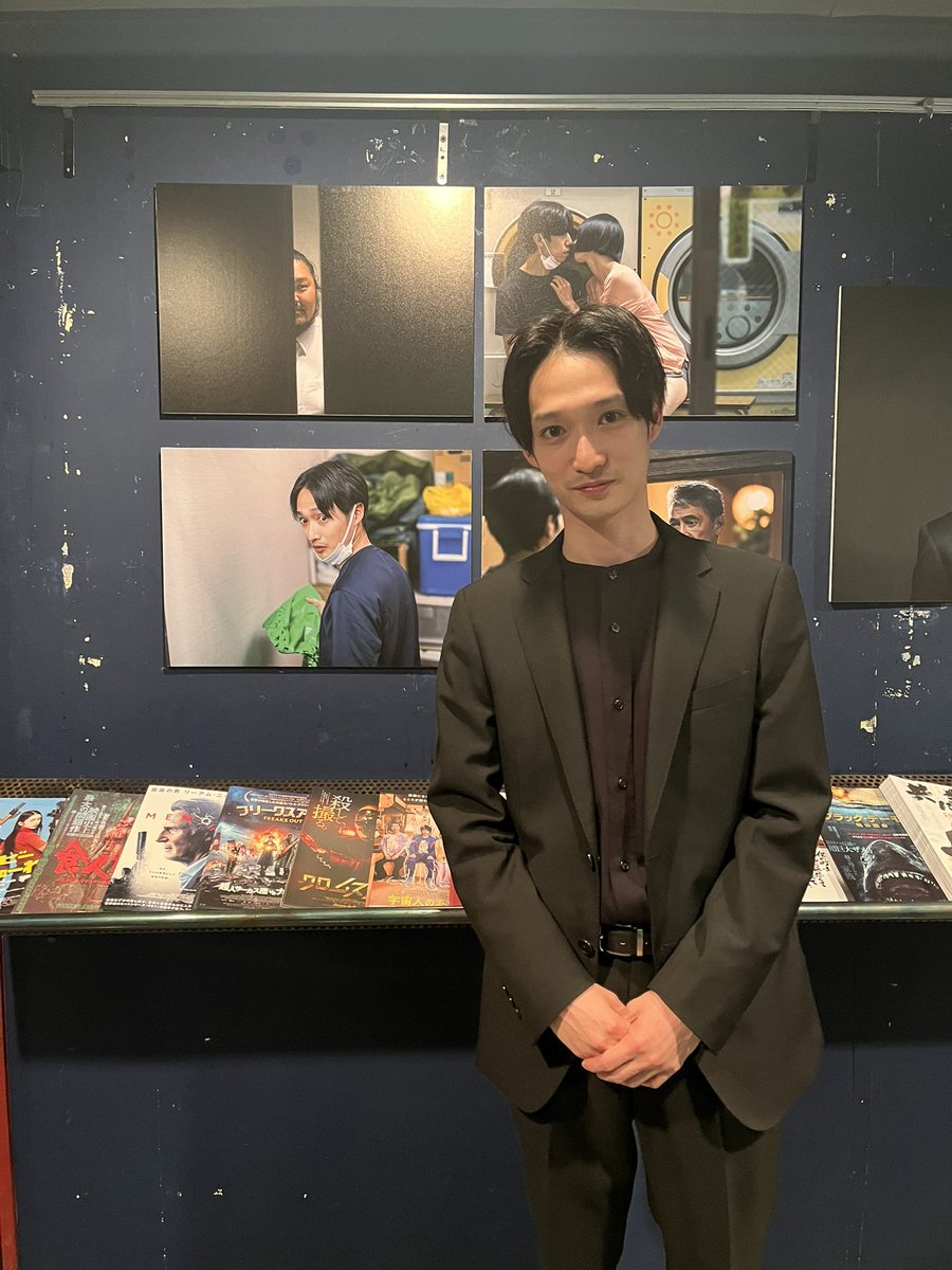 m_a_bbh's tweet photo. 【#宮崎翔太　情報】

映画「#ストレージマン」
初日舞台挨拶に登壇いたしました🌹

ご来場いただいた皆様
ありがとうございました！

ロビーには作中のパネルが！
本番前少し緊張気味の宮崎を添えて https://t.co/dNL0WxEZfp