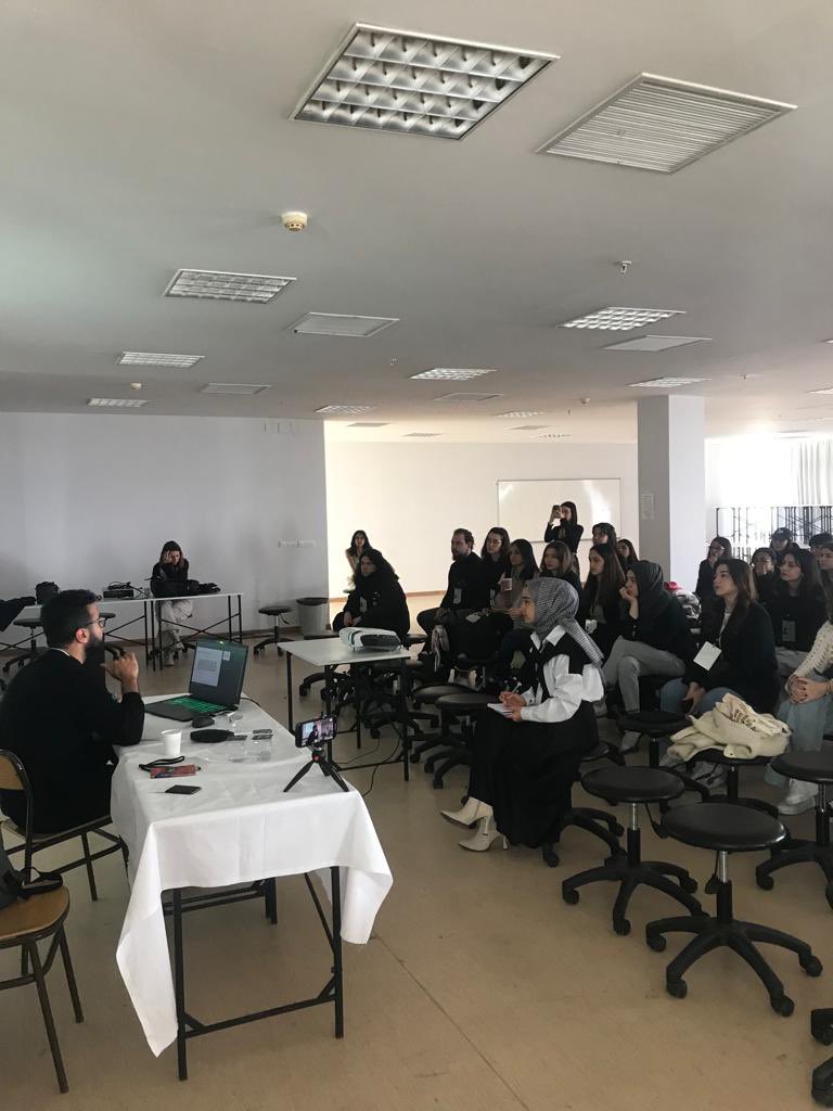 serkanch_'s tweet photo. Lecture: “FOG as an architectural texture” https://t.co/MAf8sBnxOi
