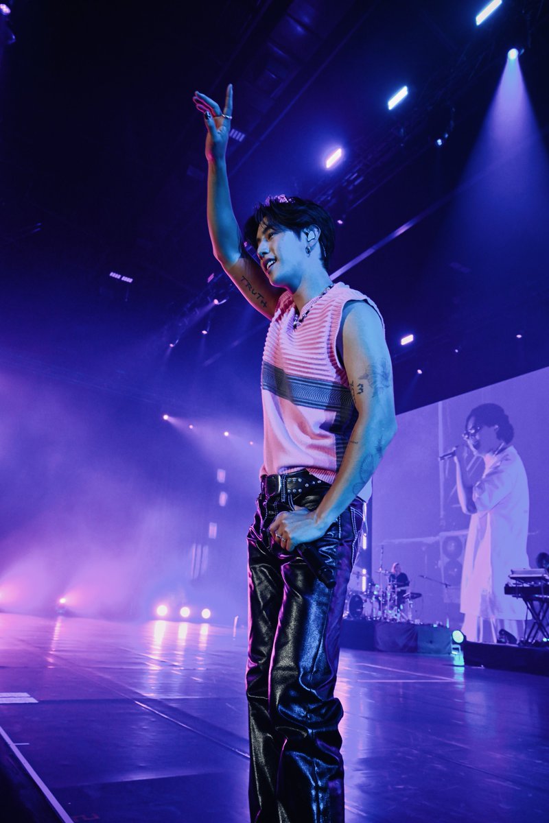 DNAmngmnt's tweet photo. the other side
KHON KAEN DAY 2

#MarkTuan #Mark 
#마크 #段宜恩 
#theotherside #theothersidetour 
@marktuan https://t.co/ysOY6ElpkA