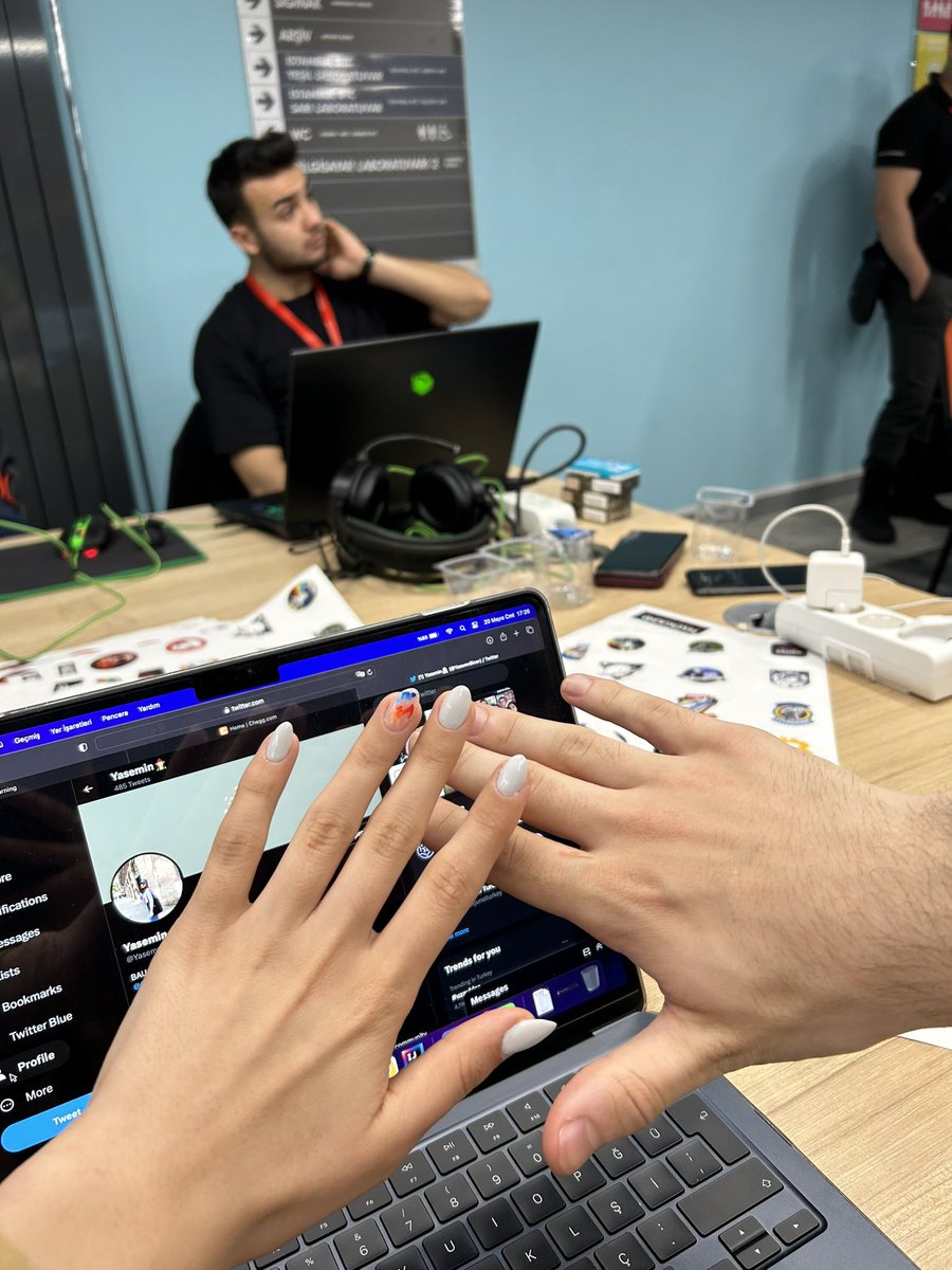 Yasemin👩🏻‍💻 tweet media